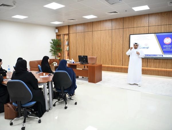 شرطة أبوظبي تعزز الوعي لطلبة الجامعات بأضرار المخدرات