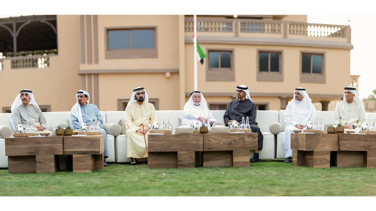 الامارات | رئيس الدولة يتبادل التهاني بشهر رمضان مع حكام الإمارات