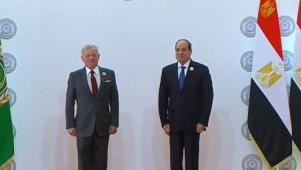 الرئيس السيسي يستقبل ملكى الأردن والبحرين بمقر أعمال القمة العربية.. صور