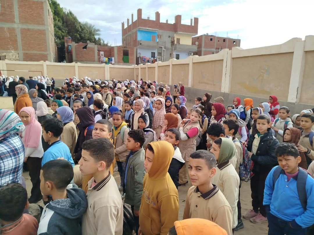 استقرار الدراسة فى الأيام الأولى من شهر رمضان بالمدارس.. صور