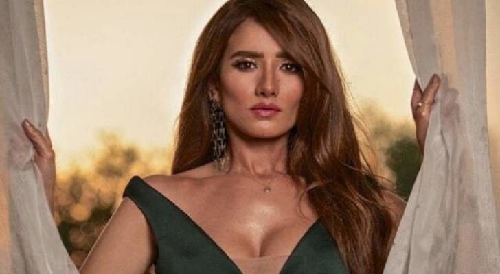 زينة تكـ شف أسراراً لأول مرة خلال مقلب " رامز إيلون مصر "