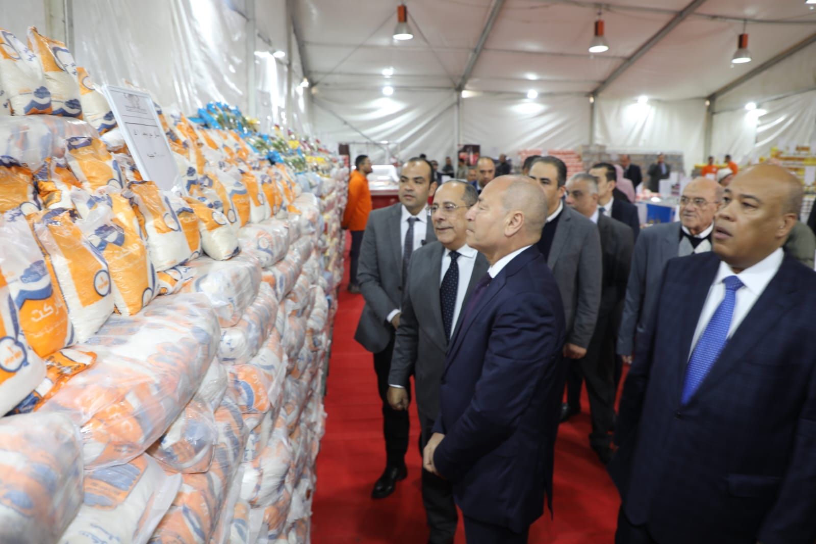 محافظ القاهرة يفتتح معرض أهلا رمضان بالسبتية بتخفيضات تصل 30%