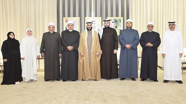 وصول عشرين عالماً من ضيوف رئيس الدولة