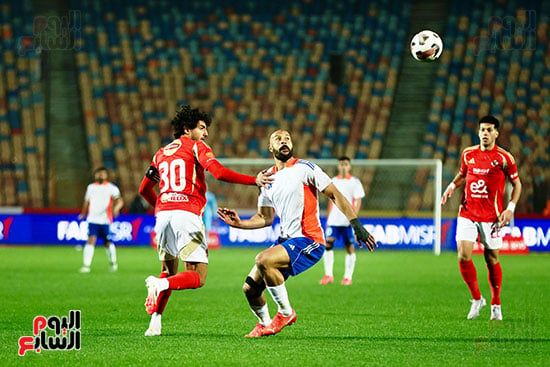 الشوط الأول.. تعادل الأهلي والطلائع في ختام المرحلة الأولى للدوري (0-0).. صور