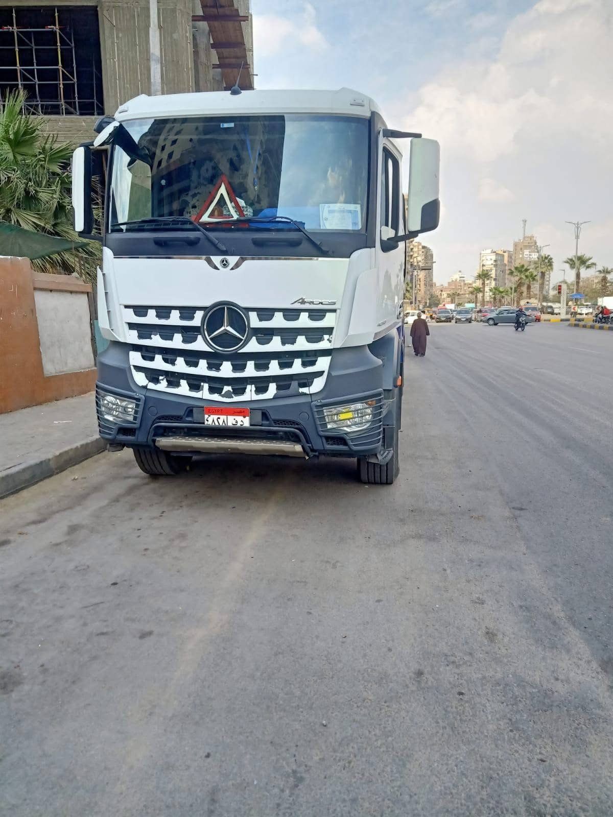 انتشار معدات شفط المياه وفرق الطوارئ بالقاهرة والجيزة للتعامل مع الأمطار