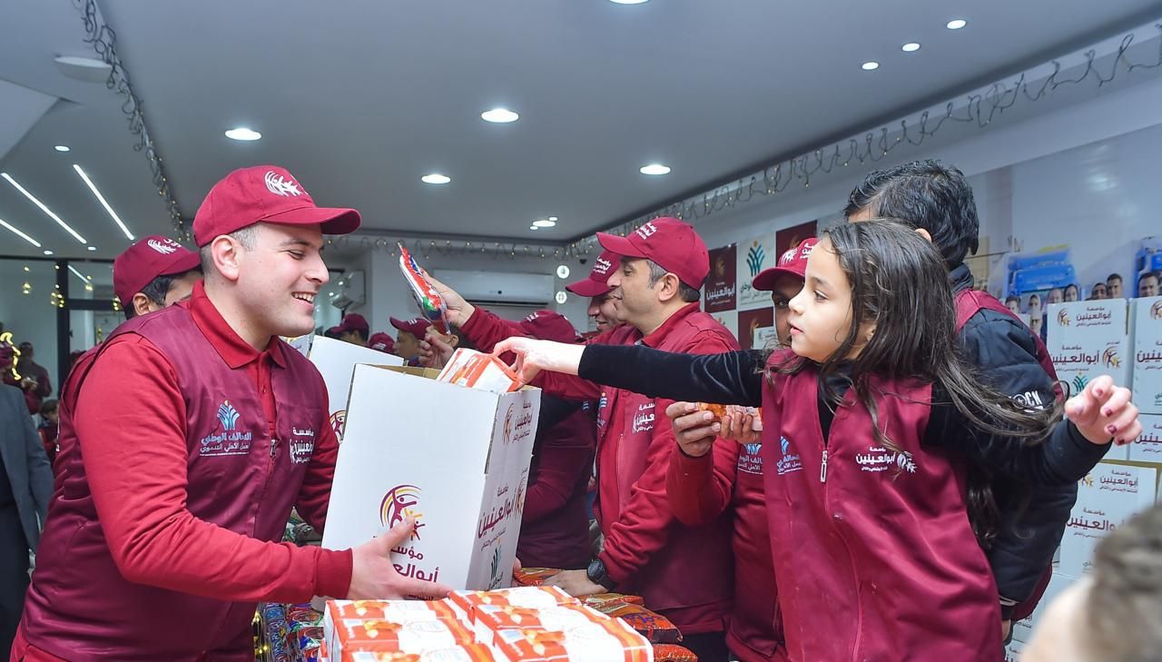 تحت مظلة التحالف الوطنى.. مؤسسة أبو العينين توزع 250 ألف شنطة رمضان على الأكثر احتياجا بالجيزة