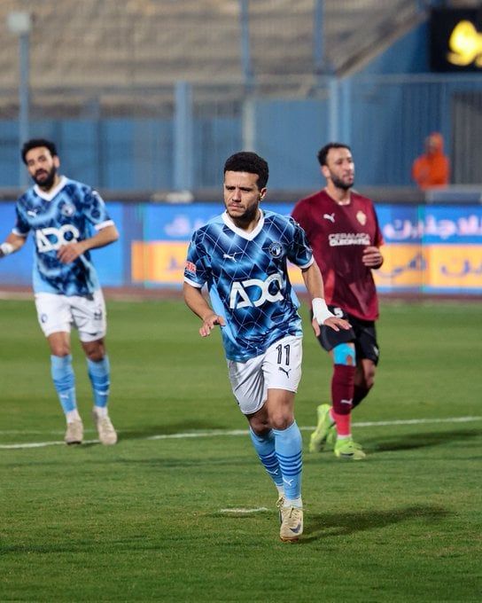 بيراميدز يتفوق على الأهلى بـ5 نقاط على صدارة الدورى بعد الشوط الأول من مباريات اليوم