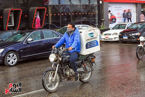 سقوط أمطار على عدة مناطق بالجيزة