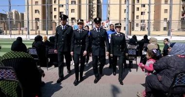 وزارة الداخلية توزع مساعدات على المواطنين قبل الإفطار.. فيديو