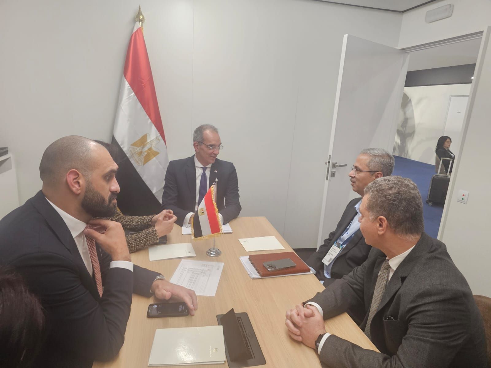 مصر تحافظ على الصدارة وتحصد جائزة أسرع إنترنت ثابت على مستوى أفريقيا.. صور