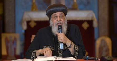 البابا تواضروس يلقى العظة الأسبوعية من المقر البابوى بالكاتدرائية