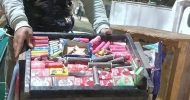 محافظة الجيزة تشن حملات لمنع بيع الألعاب النارية ومصادرتها