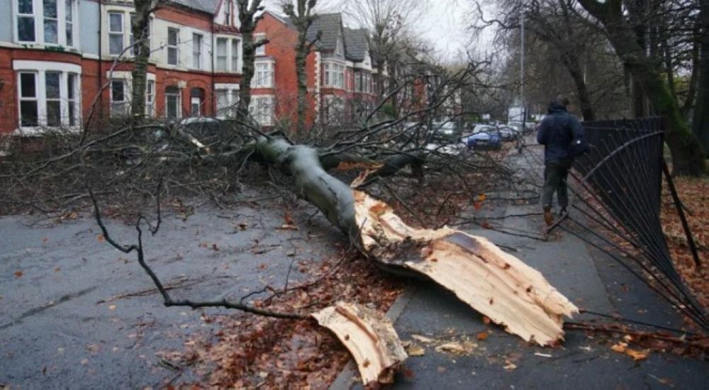 مصرع شخصين.. عواصف عاتية تضرب مسيسيبي ودمار في أوكلاهوما وتكساس