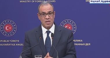 وزير الخارجية يلتقي وزراء كونغوليين خلال زيارته إلى برازافيل