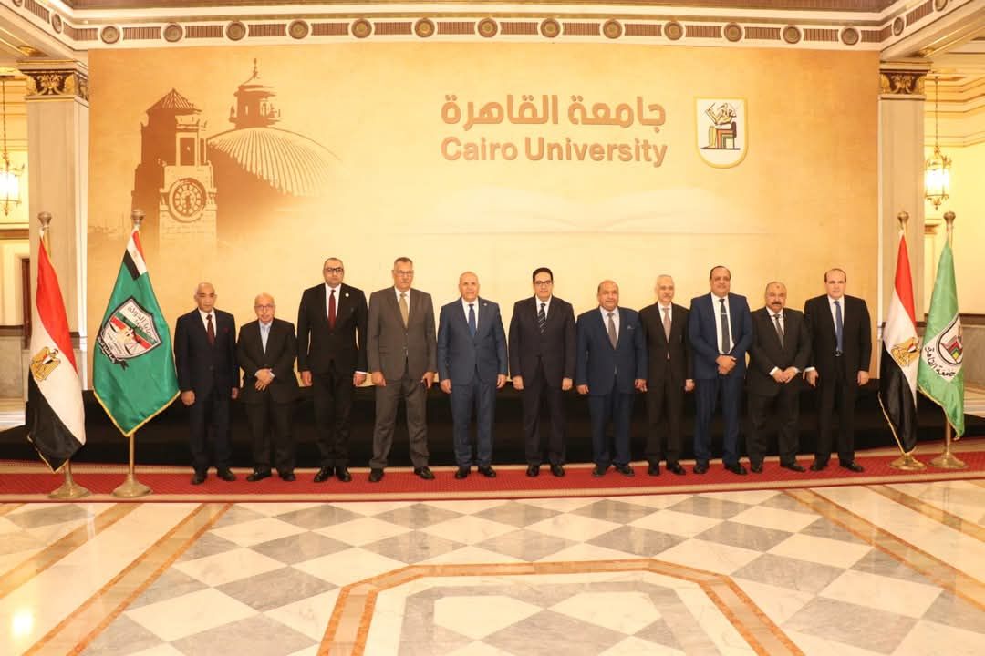 هيئة قضايا الدولة توقع بروتوكول مع جامعة القاهرة لتعزيز البحث القانونى