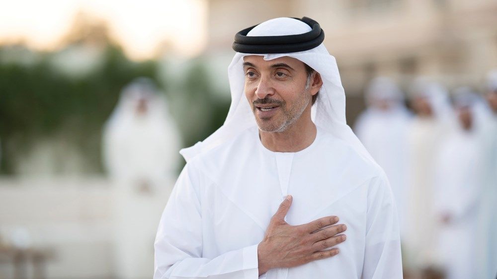 هزاع بن زايد يستقبل المهنئين بشهر رمضان المبارك