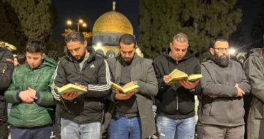 85 ألف فلسطينى يؤدون صلاتى العشاء والتراويح فى المسجد الأقصى