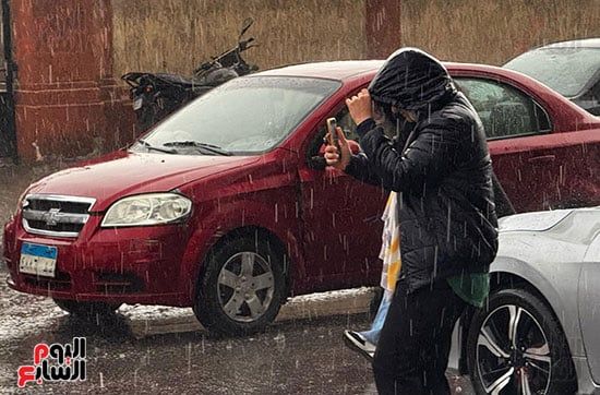 الأرصاد تحذر: فرص سقوط الأمطار مستمرة لساعات مقبلة وتساقط الثلج على القاهرة