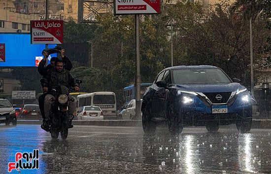 الأرصاد تحذر: فرص سقوط الأمطار مستمرة لساعات مقبلة وتساقط الثلج على القاهرة