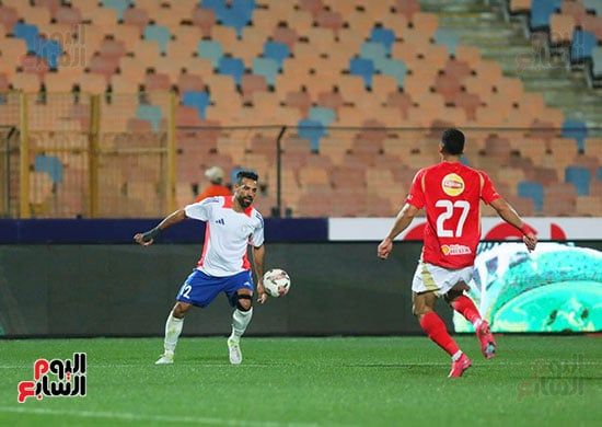 75 دقيقة..الأهلي يدفع بـ عمر كمال ومحمد عبد الله أمام الطلائع (1-0).. صور