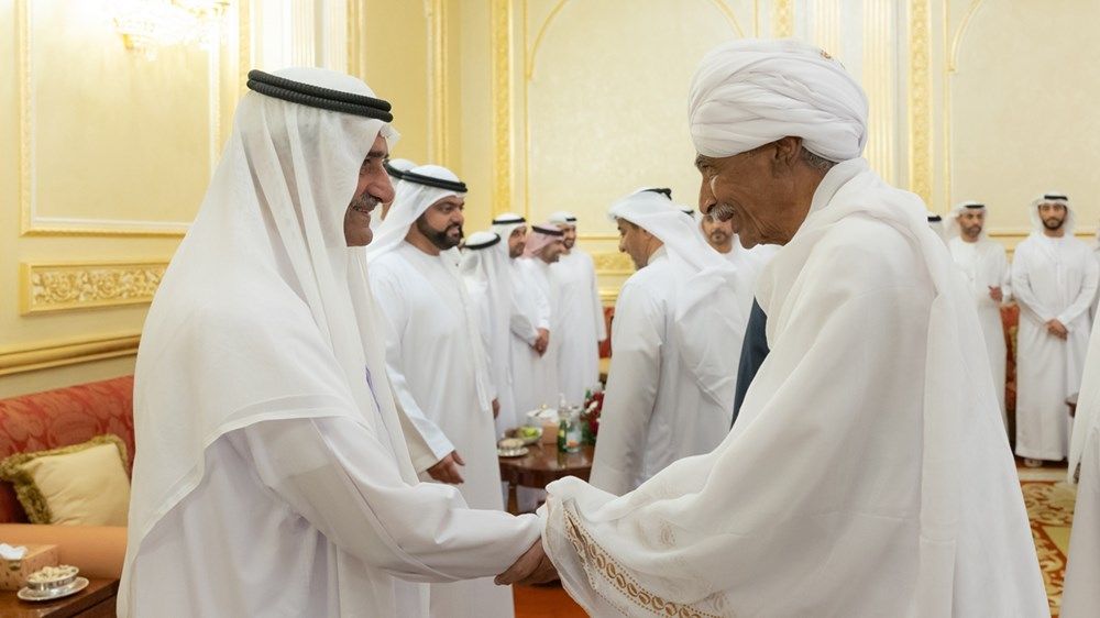 حمد الشرقي يواصل استقبال المهنئين بشهر رمضان بحضور ولي عهد الفجيرة