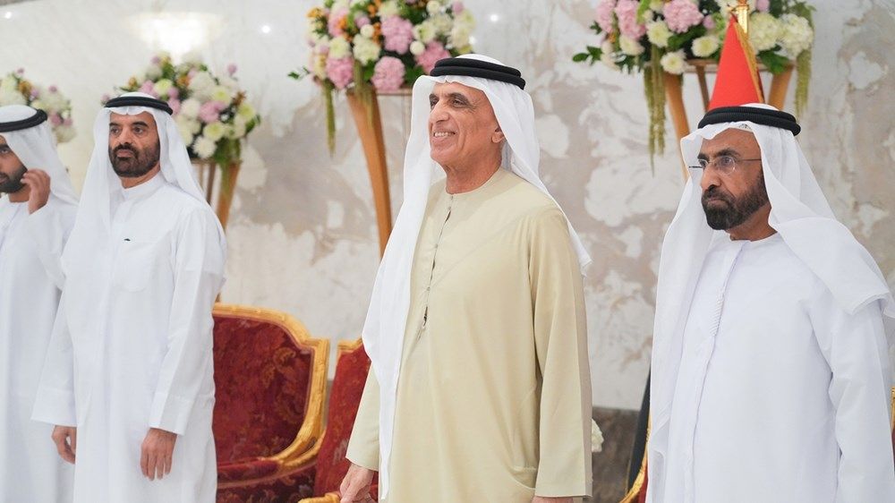 سعود بن صقر يواصل استقبال المهنئين بشهر رمضان المبارك