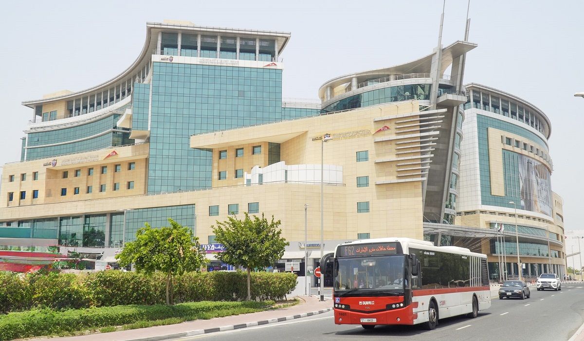 الامارات | "طرق دبي" تحصل على شهادة المواصفة البريطانية في إدارة القيمة