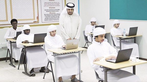 «التربية» تفتح باب التقديم لوظائف تعليمية وإدارية