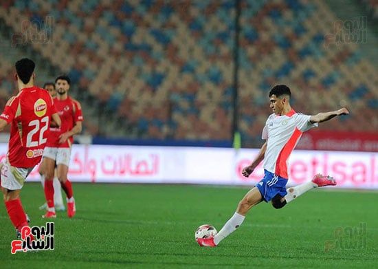 الأهلي يهزم طلائع الجيش بثنائية نظيفة في ختام المرحلة الأولى للدوري.. صور
