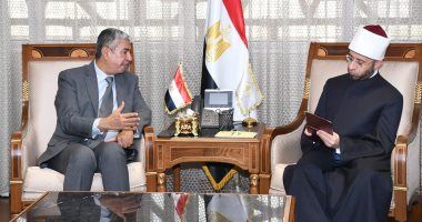 وزير الأوقاف يستقبل سفير اليمن لبحث تعزيز التعاون الدينى والثقافى بين البلدين