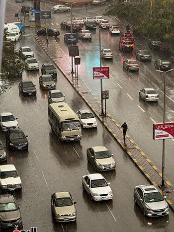 الأرصاد تحذر: فرص سقوط الأمطار مستمرة لساعات مقبلة وتساقط الثلج على القاهرة