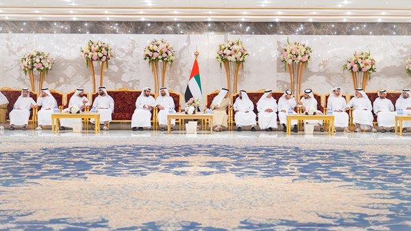 سعود بن صقر يواصل استقبال المهنئين بشهر رمضان المبارك