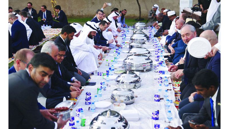 الامارات | «إفطار القيم الإماراتية».. جنسيات وأديان مختلفة على مائدة التسامح