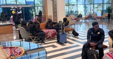 منتخب جنوب أفريقيا للمحليين يصل الإسماعيلية لمواجهة الفراعنة