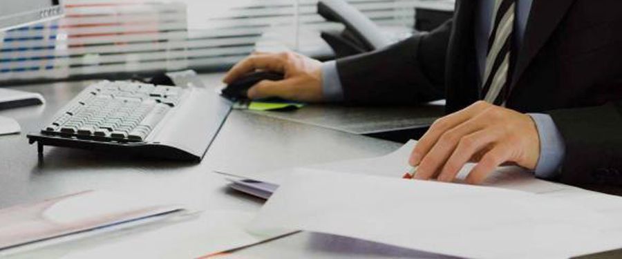 الامارات | مدير شركة صينية يختلس 2 مليون دولار عبر توظيفه أشخاصاً وهميين