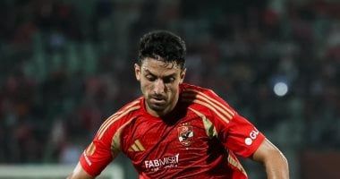 طاهر محمد طاهر نجم الأهلى ومنتخب مصر يحتفل اليوم بعيد ميلاده الـ"28"