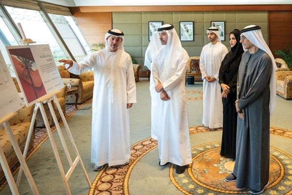 هزاع بن زايد يستقبل وفداً من "أوقاف أبوظبي" ويطَّلع على جهود تنمية القطاع الوقفي في منطقة العين