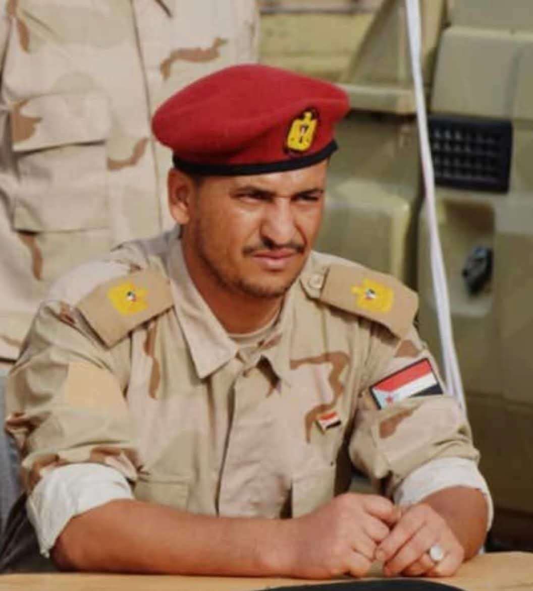 عاجل : عيدروس الزبيدي يفاجئ الجميع ويصدر قرار بتعيين قائد عسكري كبير لقيادة هذه القوات