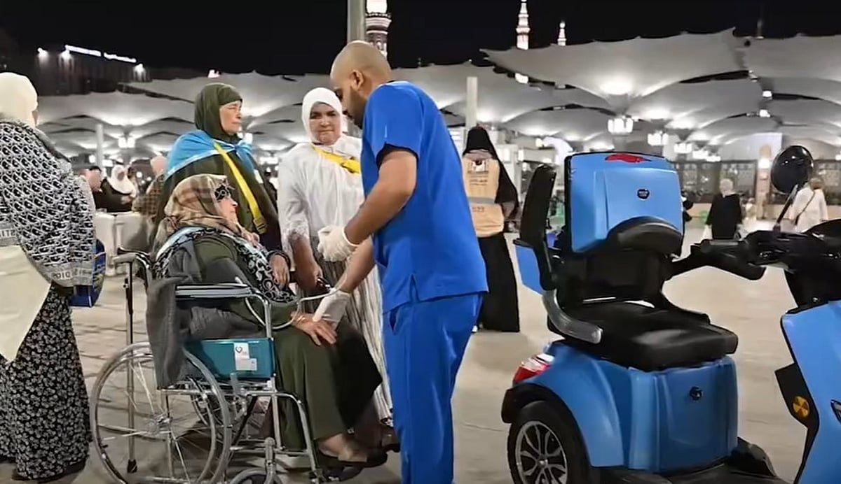 شاهد.. "الاسكوتر الإسعافي" يدخل الخدمة لتقديم الخدمات الطبية العاجلة لزوَّار المسجد النبوي