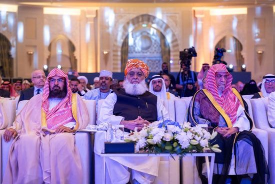 برعاية خادم الحرمين.. مفتو الأمة الإسلامية وعلماؤها من جميع المذاهب يجتمعون بمكة المكرمة لتنسيق المواقف وتعزيز الوحدة الإسلامية