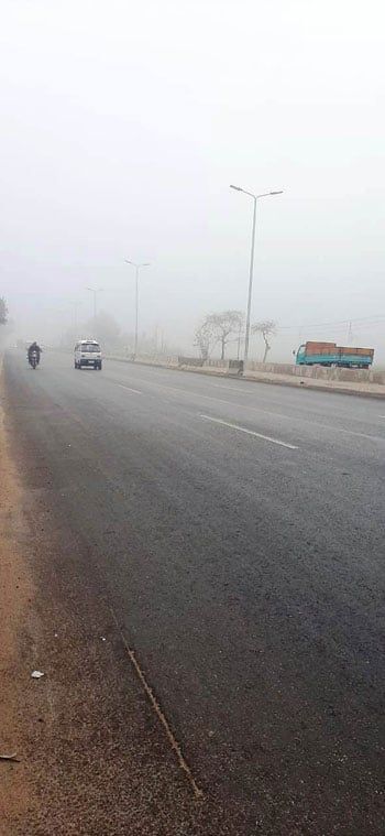 شبورة مائية بطريق إسكندرية الزراعى واستقرار حركة المرور.. صور