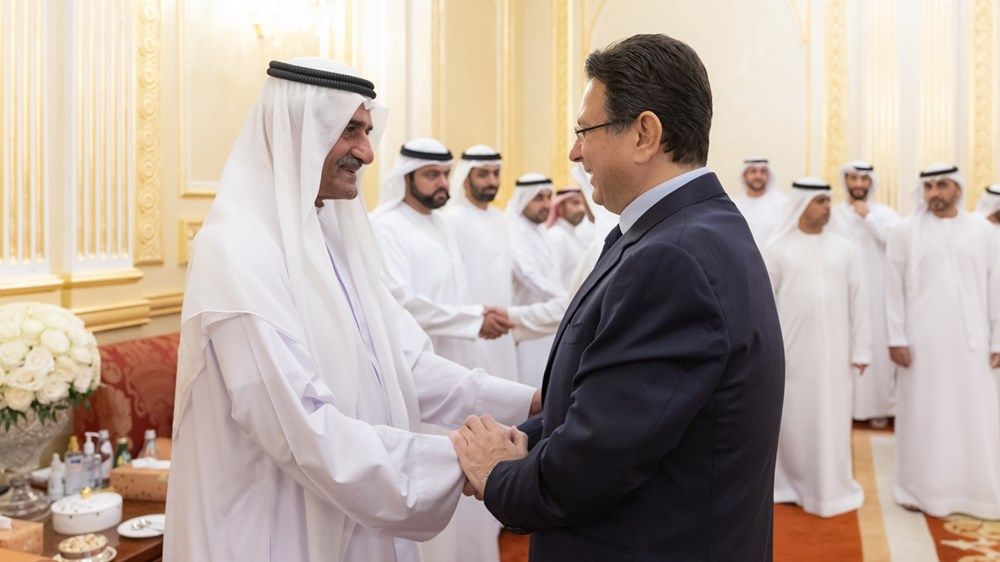 حمد الشرقي يستقبل ولي عهد رأس الخيمة والمهنئين بشهر رمضان بحضور ولي عهد الفجيرة