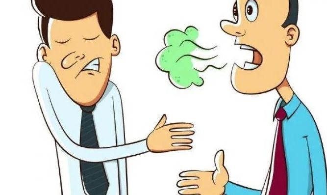 أسباب رائحة الفم الكريهة أثناء الصيام وطرق التخلص منها