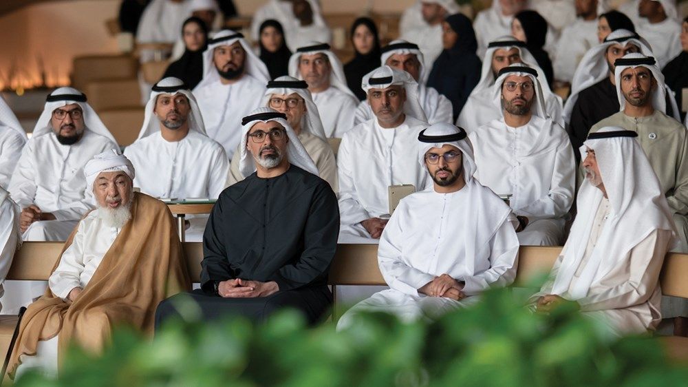 خالد بن محمد بن زايد يكرّم الفائزين بجائزة الإمارات الدولية للقرآن الكريم