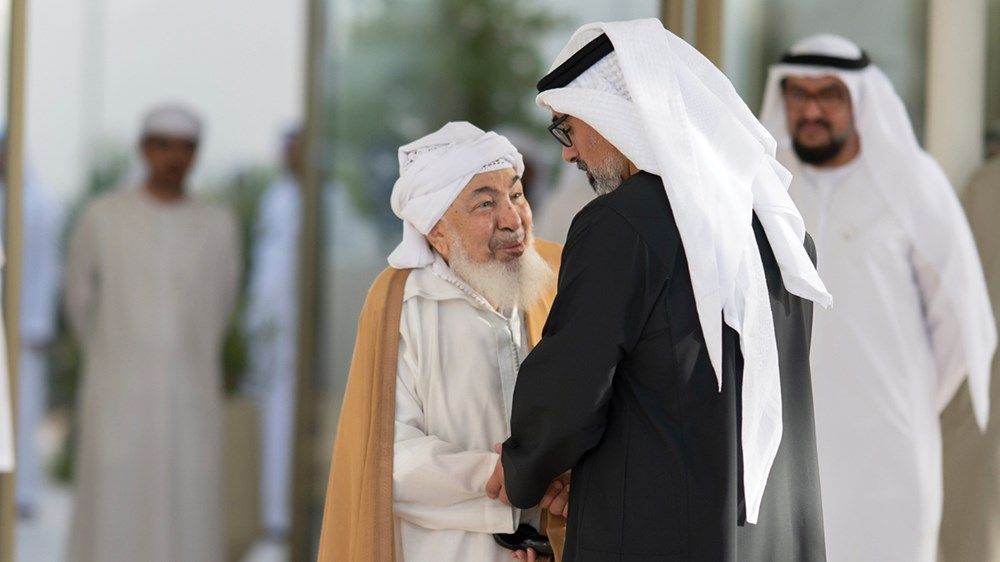 خالد بن محمد بن زايد يكرّم الفائزين بجائزة الإمارات الدولية للقرآن الكريم