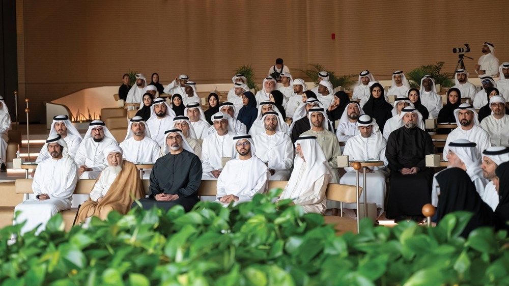 خالد بن محمد بن زايد يكرّم الفائزين بجائزة الإمارات الدولية للقرآن الكريم