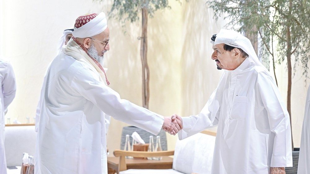 الحكام يستقبلون المهنئين بشهر رمضان المبارك