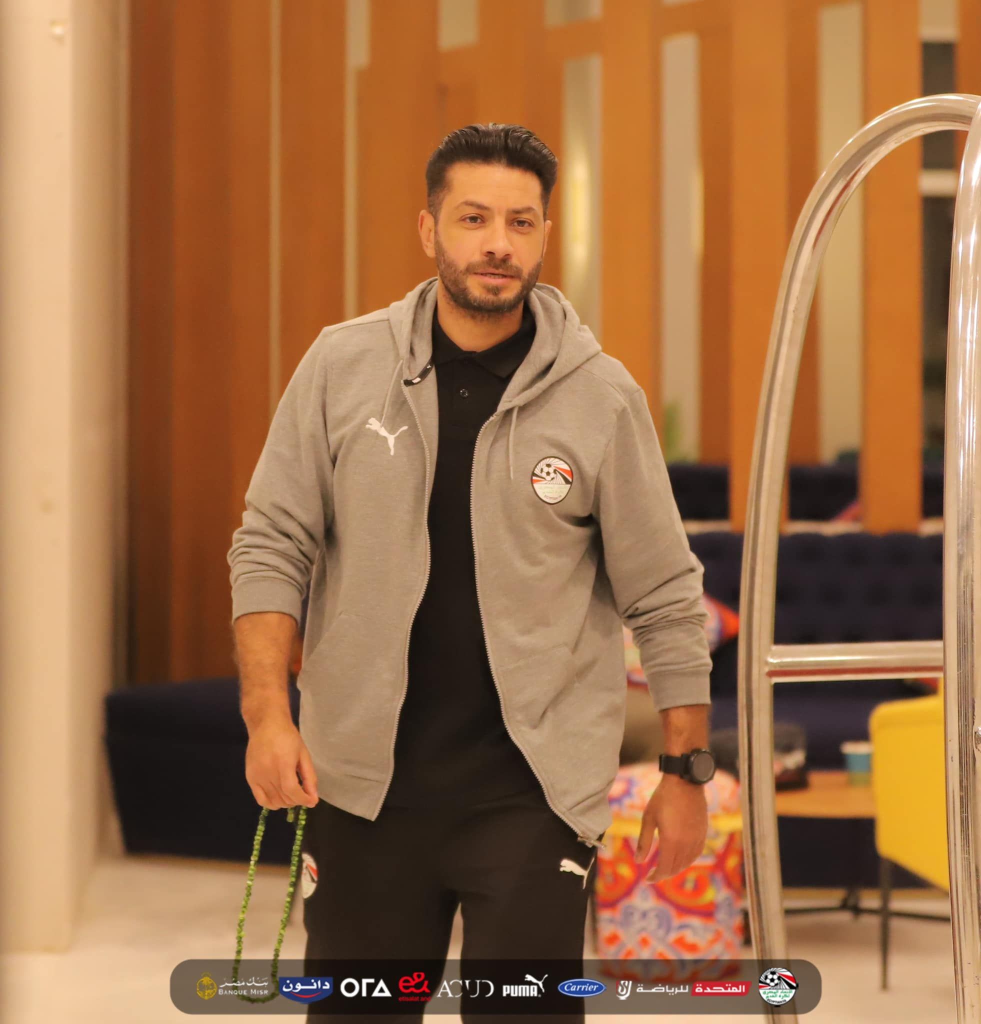 شاهد غرفة ملابس منتخب المحليين قبل مواجهة جنوب أفريقيا.. صور