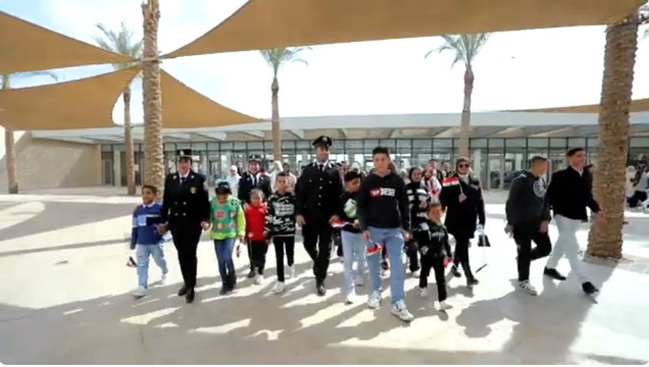 الداخلية تحتفل بأسر الأبطال فى يوم الشهيد.. فيديو