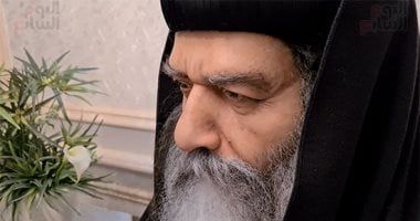 تعرف على قصة مشاركة البابا كيرلس السادس فى مائدة إفطار رمضان عام 1969